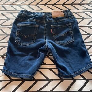 Boys Levi’s slim fit shorts, size 7